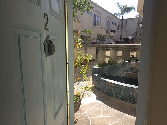 3rd image of 4970 Kester Ave APT 2