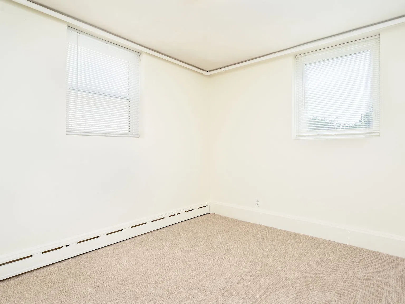 4610 Bryant Ave S — Photo 4