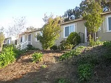 Spring Hill Court Apartments Photo 1