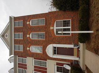 42773 Atchison Ter, Chantilly, VA 20152