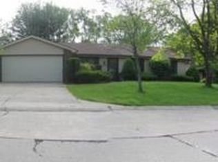 4015 Chancery Pl, Fort Wayne, IN 46804