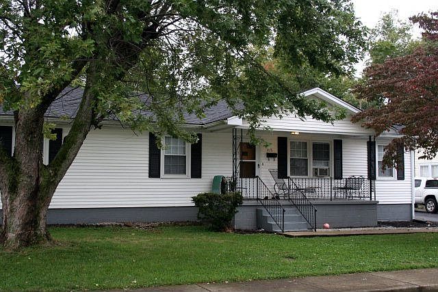 1st image of 215 Walnut St