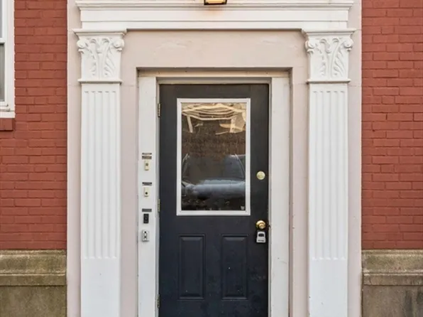 6R Hazel St #9, Salem, MA 01970