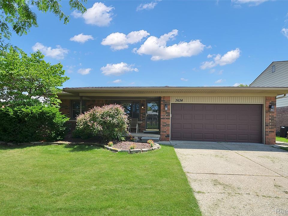 1st image of 3634 Tracy Dr