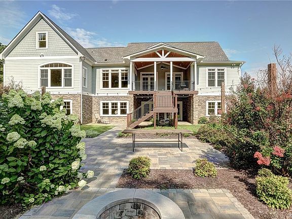 4th image of 7990 Martin Field Dr
