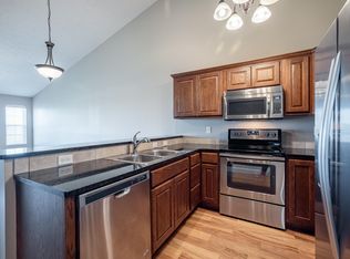 3142 King Ridge Blvd, Lincoln, NE 68504