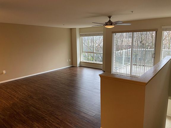 3rd image of 424 Belmont Ave E #203