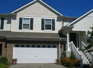 1575 Millbrook Dr, Algonquin, IL 60102