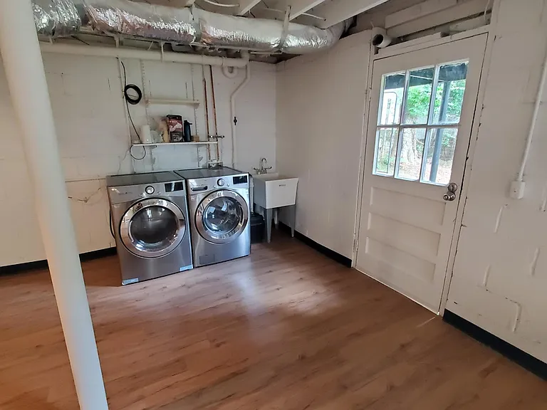 508 Allen Rd NE — Photo 15