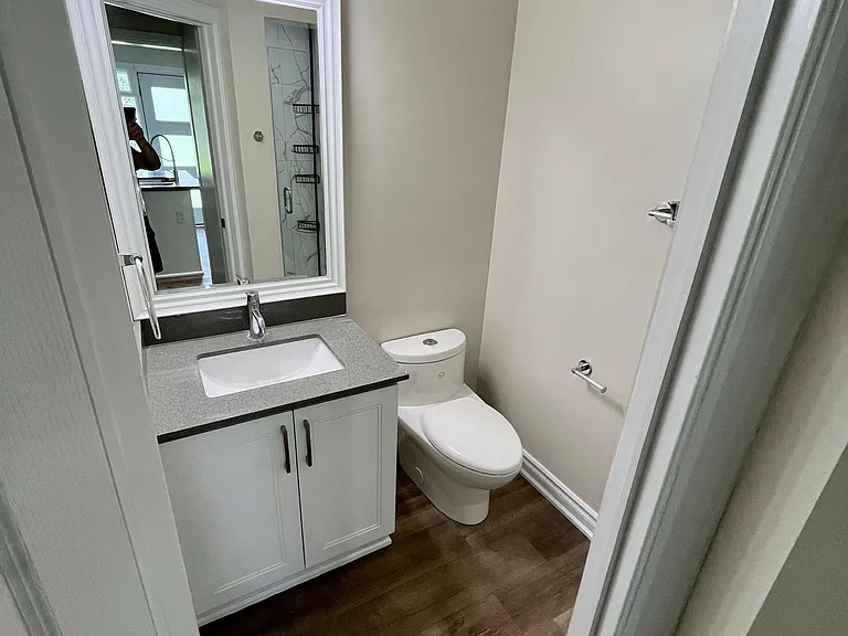 36 Spry Ave #LOWER — Photo 6