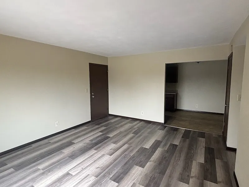 2 bed, 875 sqft, $1,000 — Photo 4