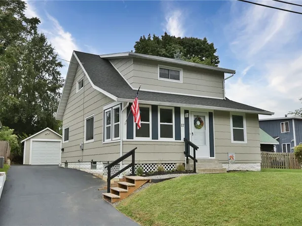 17 Broderick Dr, Rochester, NY 14622