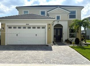 16141 Melogold Dr, Loxahatchee, FL 33470