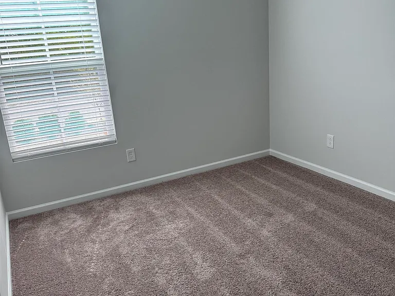 2014 Skyline Rd — Photo 4