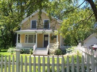 13 Maple St, West Newbury, MA 01985