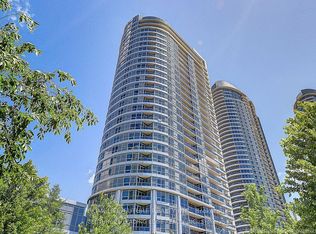 151 Village Green Sq #303, Toronto, ON M1S 0K5