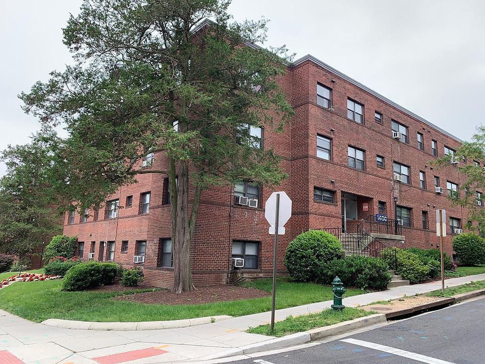1st image of 1400 Aspen St NW #205