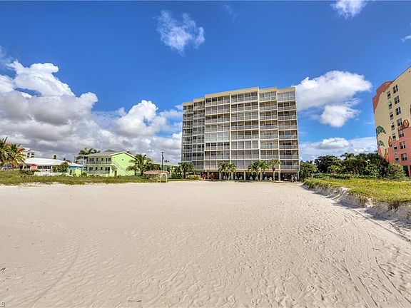 3rd image of 500 Estero Blvd APT 596