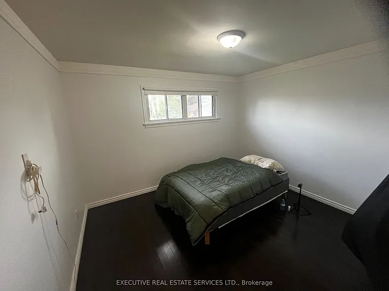 41 Ludgate Dr — Photo 12