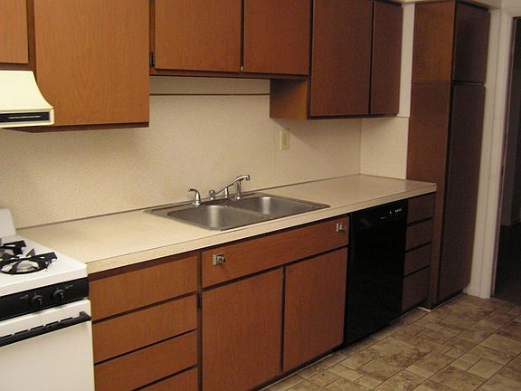 Tons of cupboards