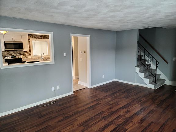 Living room left view