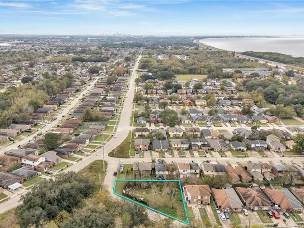 1 Venice Blvd, New Orleans, LA 70128