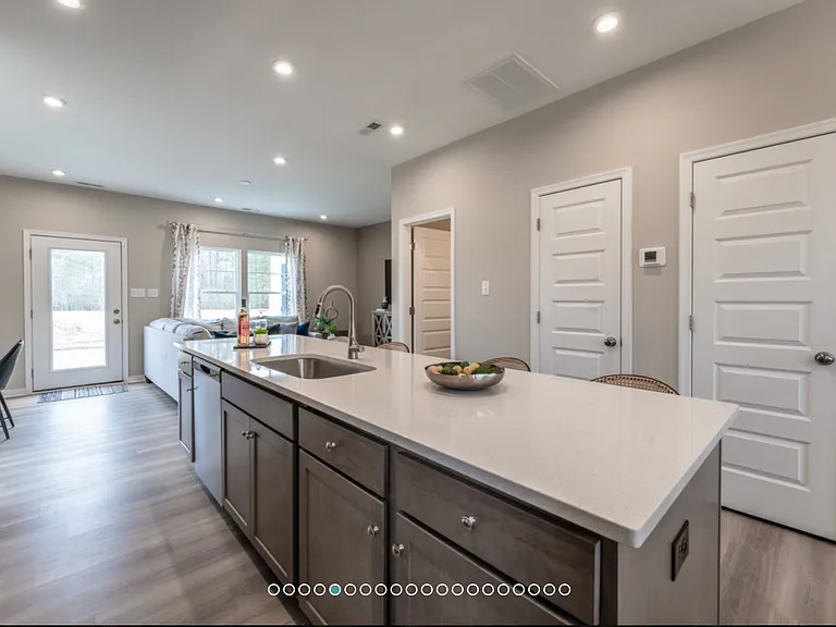 202 Greenpark Rd — Photo 14
