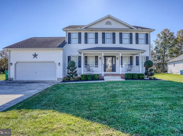 411 Mannering Dr, Dover, DE 19901