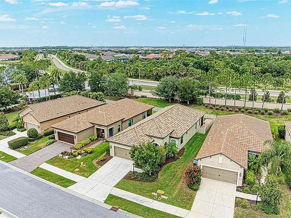 2nd image of 213 ALFERO WAY