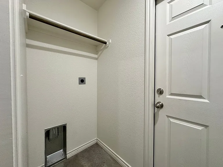 5814 Harriet Tubman Ave — Photo 9