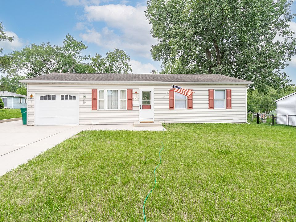 1st image of 205 Laurie Dr
