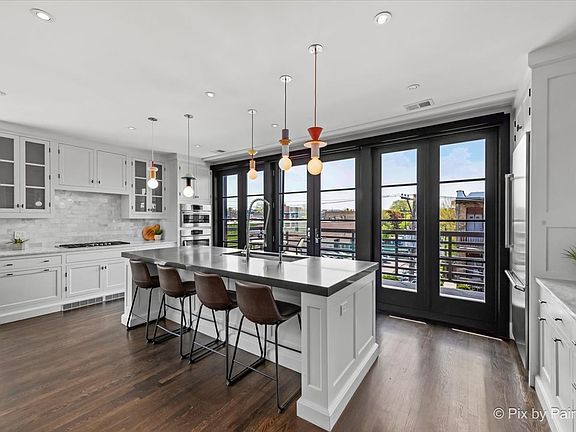 3rd image of 3438 N Elaine Pl #4