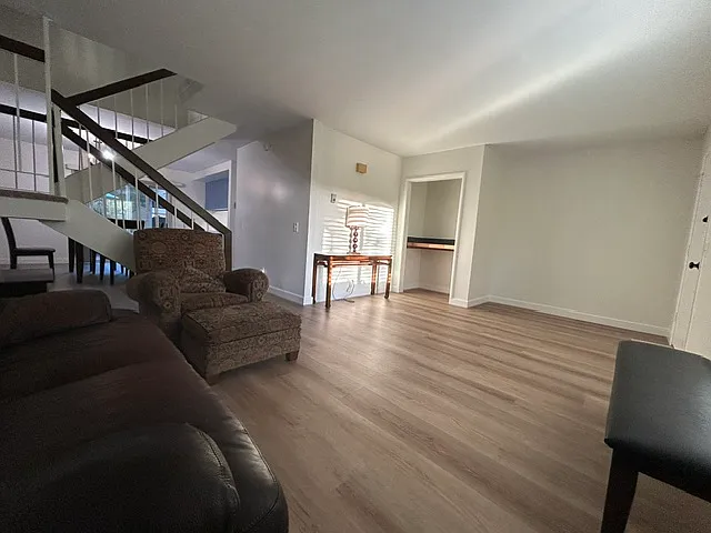 1080 Palmetto Way #E — Photo 1