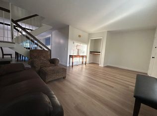 1080 Palmetto Way APT E, Carpinteria, CA 93013