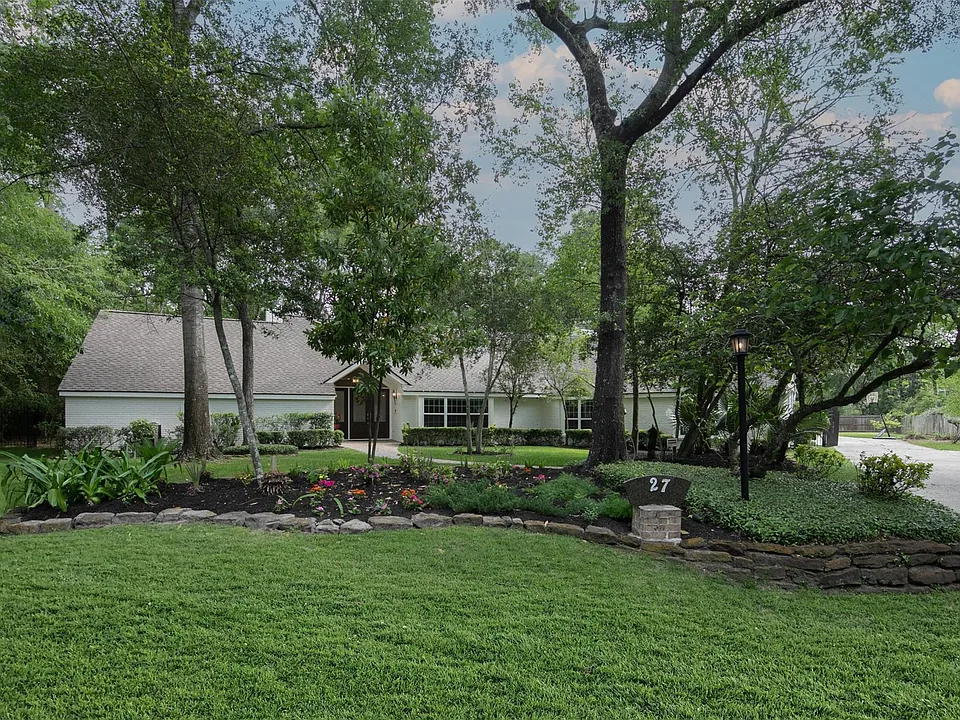 27 W Shaker Ct