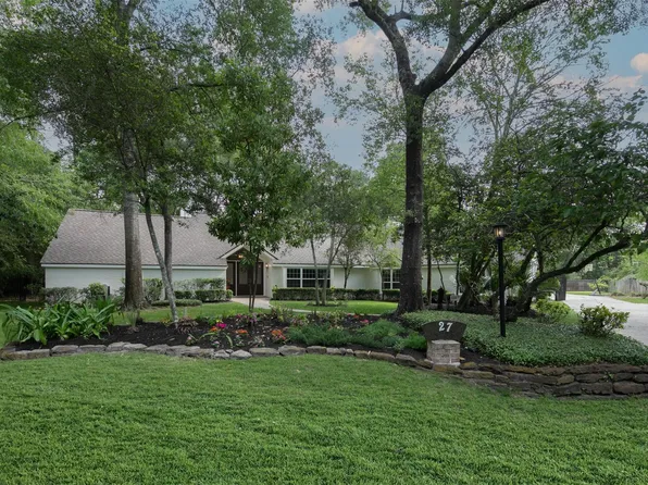 27 W Shaker Ct, Spring, TX 77380
