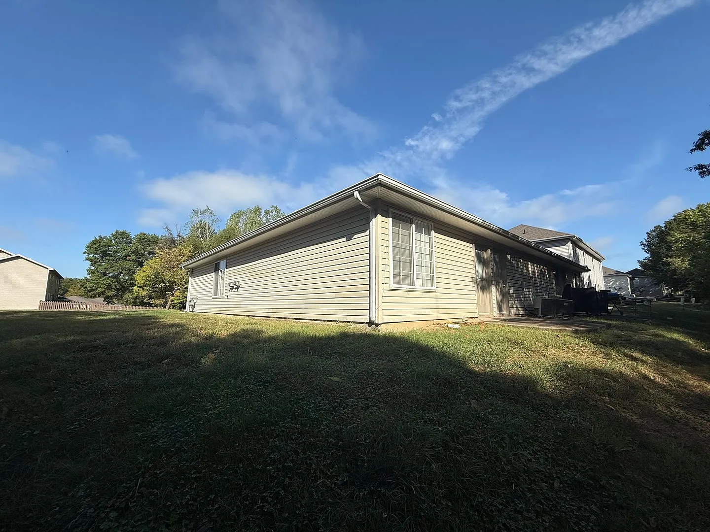 2 bedrooms and 2 baths — Photo 3