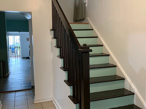 3rd image of 622 N Leamington Ave