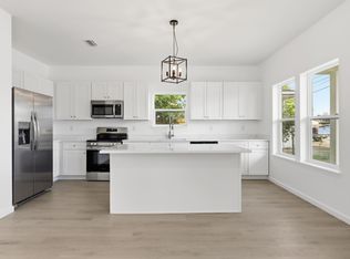 (Undisclosed Address), Panama City, FL 32405