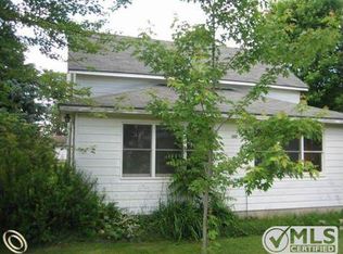 560 2nd St, Oxford, MI 48371