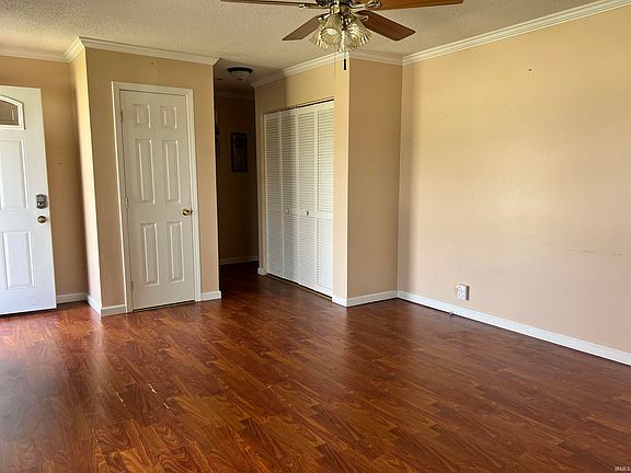 2nd image of 501 Wildwood Ct