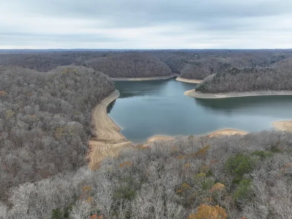88 Parks Ridge Rd #88, Russell Springs, KY 42642