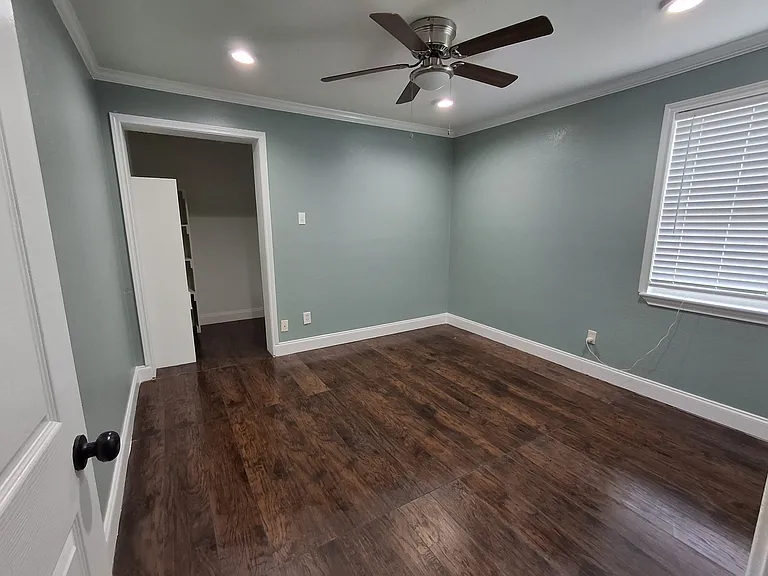 4403 Harvey Dr — Photo 9