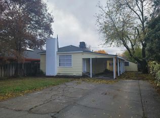 1815 McKinley Ave, Corning, CA 96021