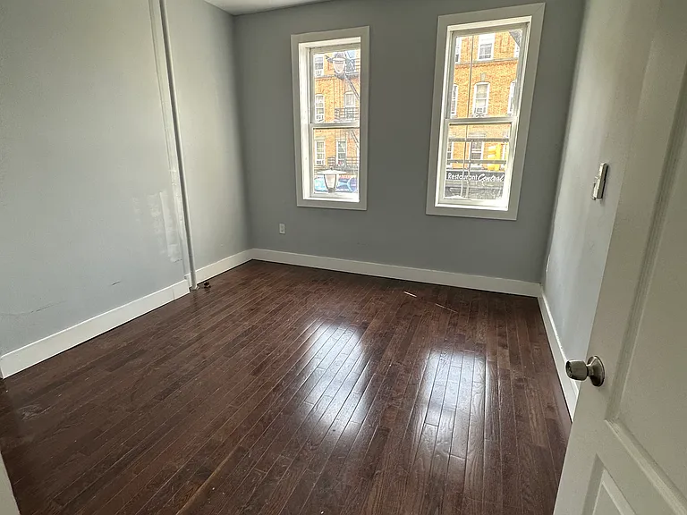 400 Central Ave #B4 — Photo 7