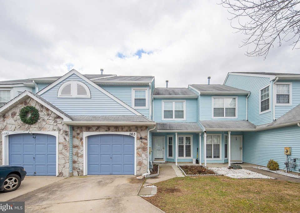 1st image of 1163 Meadows Dr
