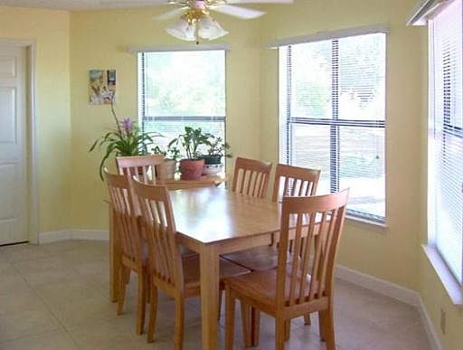 3rd image of 10959 HAMLEN PARK DR