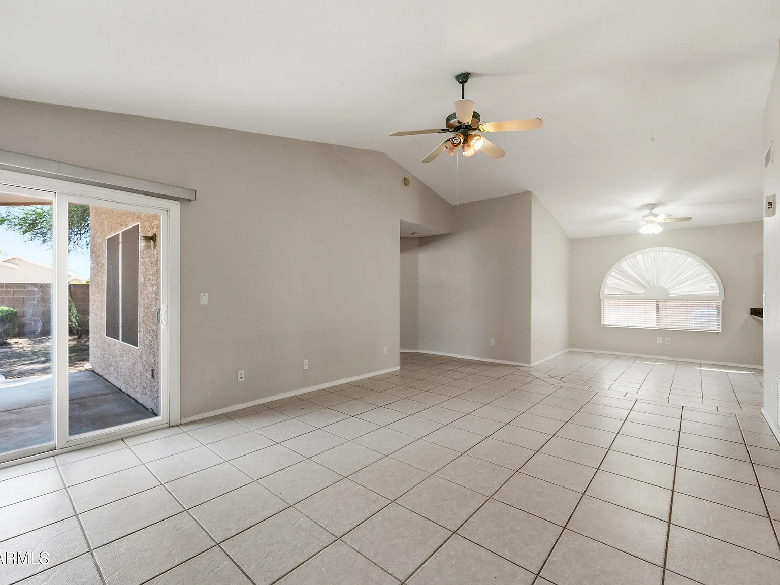 2 bed, 2.0 bath, 1283 sqft, $2,195 — Photo 3