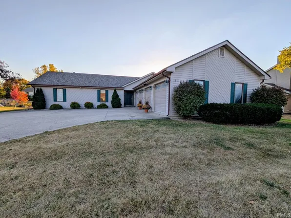 1536 Timberlake Trl, Fort Wayne, IN 46804