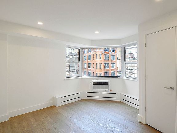 5th image of 60 E 12th St APT 14F